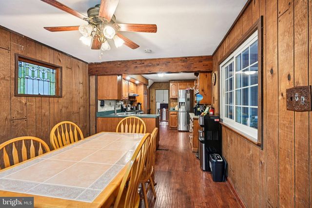 10 DARTMOUTH DR, Atco, NJ 08004