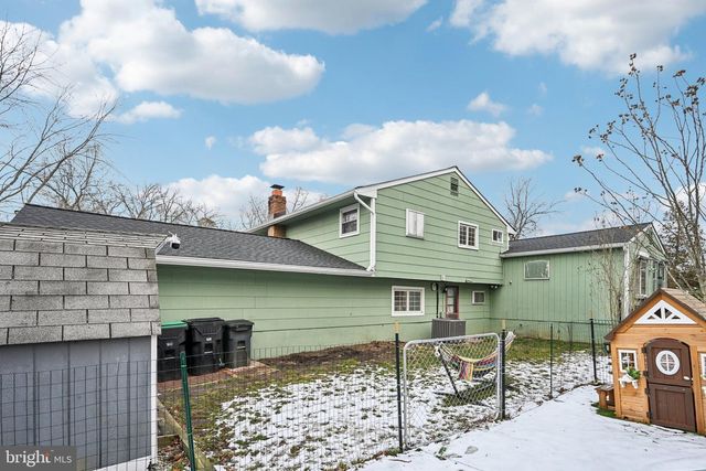 10 DARTMOUTH DR, Atco, NJ 08004