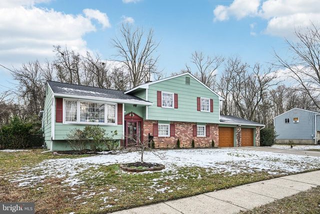 10 DARTMOUTH DR, Atco, NJ 08004