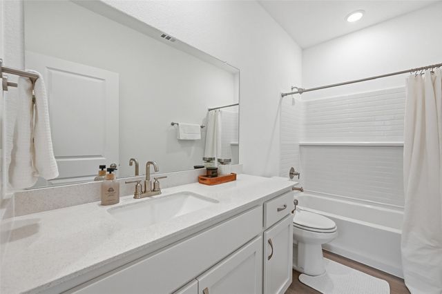 634 Blue Ridge Drive, Mansfield, TX 76063