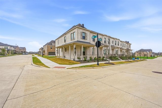 634 Blue Ridge Drive, Mansfield, TX 76063