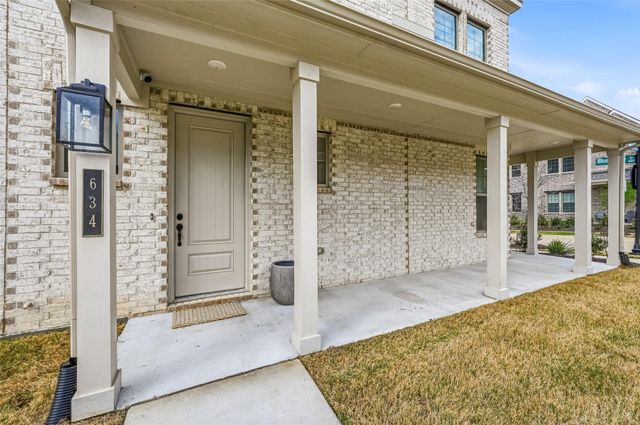 634 Blue Ridge Drive, Mansfield, TX 76063