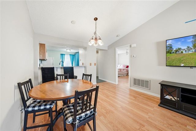 412 CEDAR RIDGE COURT, Oldsmar, FL 34677