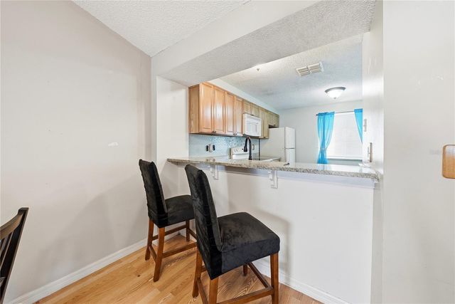 412 CEDAR RIDGE COURT, Oldsmar, FL 34677