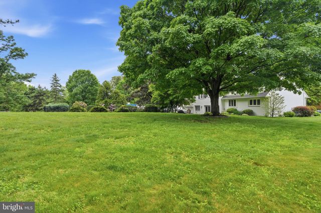 1619 SHEPARD DR, Ambler, PA 19002