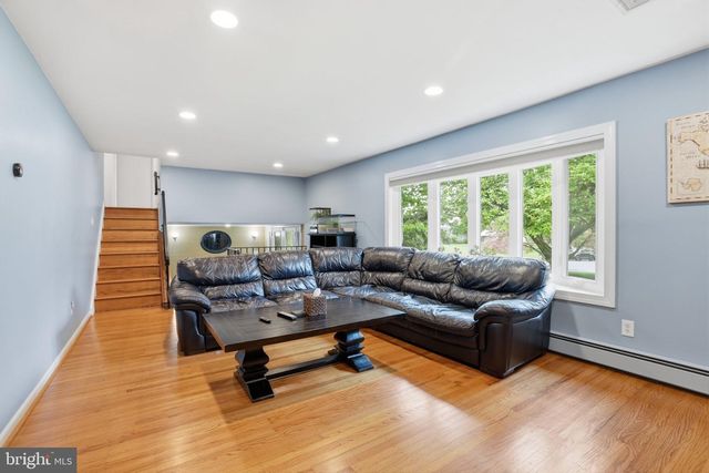 1619 SHEPARD DR, Ambler, PA 19002
