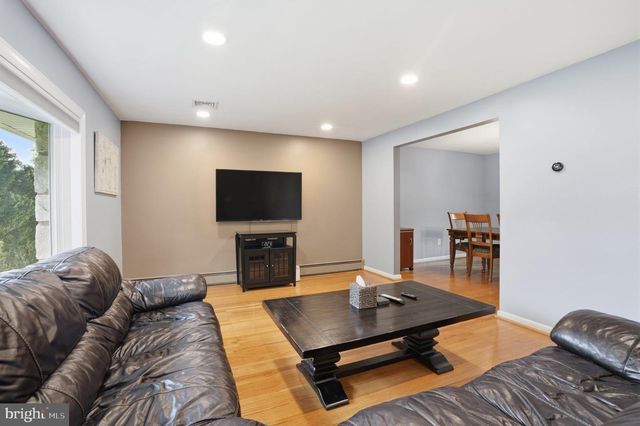 1619 SHEPARD DR, Ambler, PA 19002