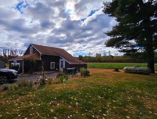 71 Russell Street, Hadley, MA 01035