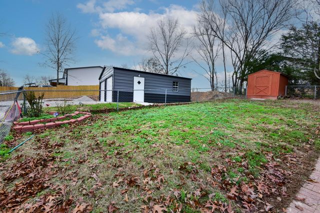 21992 Knob Hill Lane, Shell Knob, MO 65747