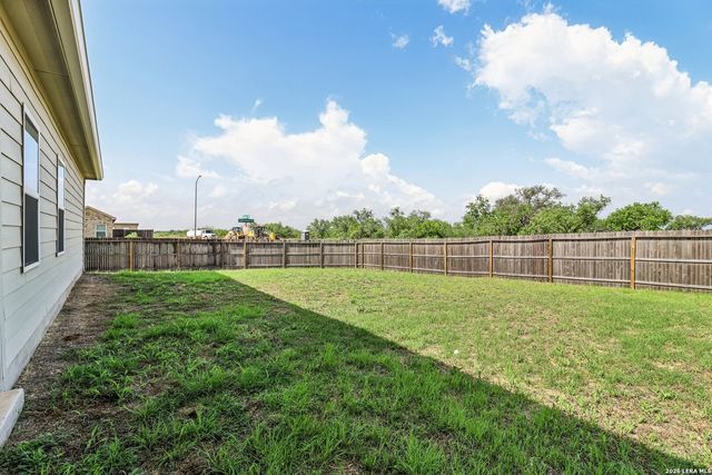 20045 Huckleberry St, Lytle, TX 78052