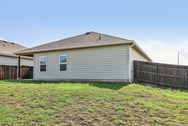 20045 Huckleberry St, Lytle, TX 78052