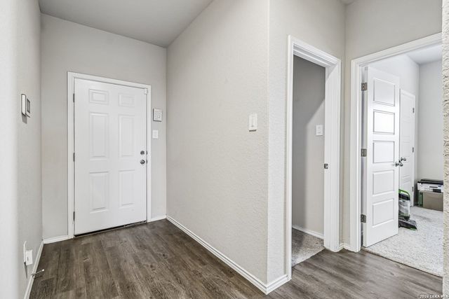 20045 Huckleberry St, Lytle, TX 78052