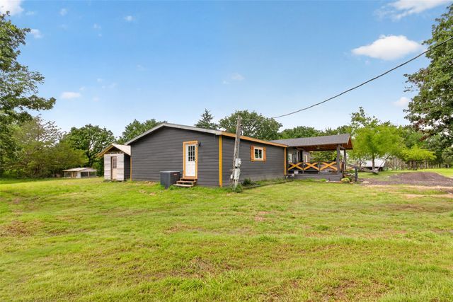 9238 Hays Circle, Quinlan, TX 75474