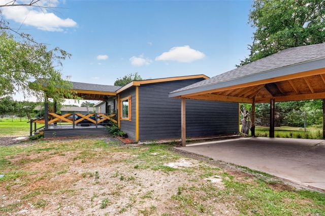 9238 Hays Circle, Quinlan, TX 75474