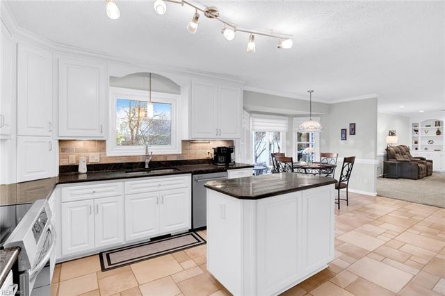 310 Patriot WAY, Yorktown, VA 23693