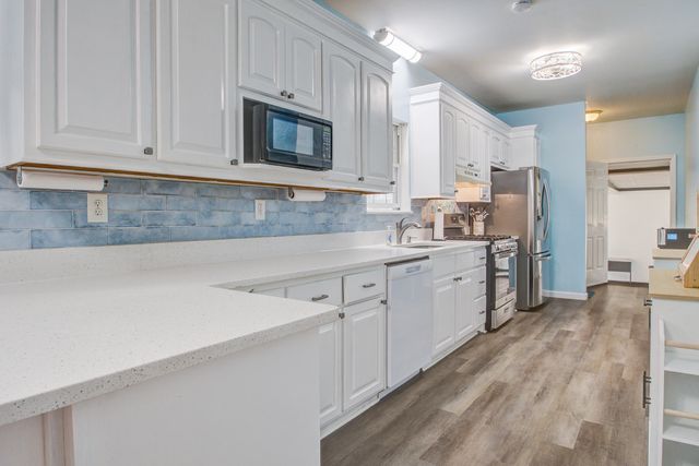 1214 Dehayville Drive, Pinopolis, SC 29469