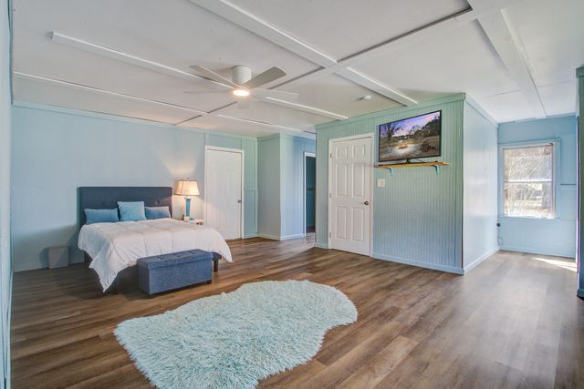 1214 Dehayville Drive, Pinopolis, SC 29469