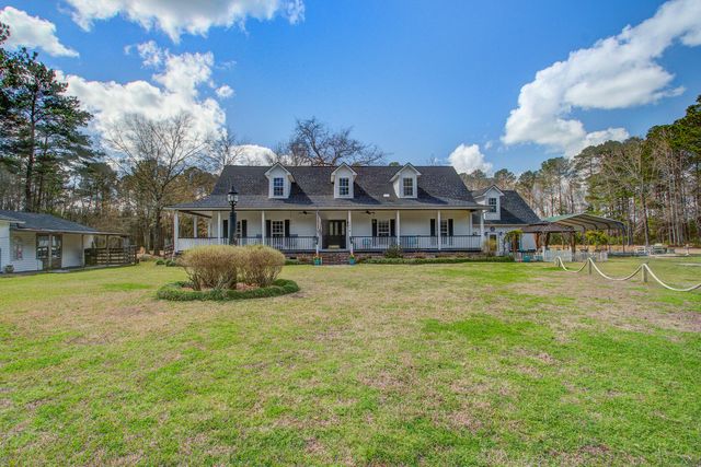 1214 Dehayville Drive, Pinopolis, SC 29469