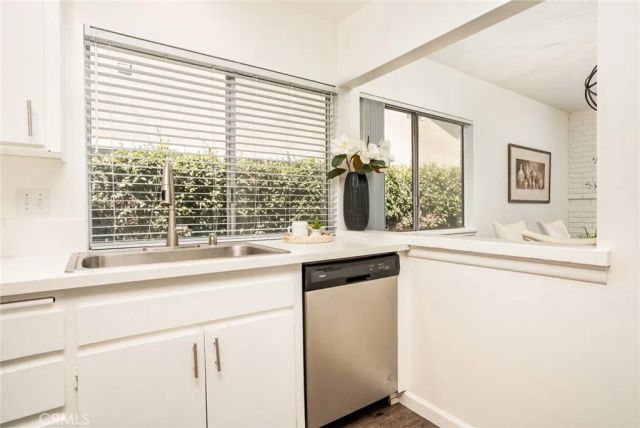 18092 Westlake Cir, Huntington Beach, CA 92648