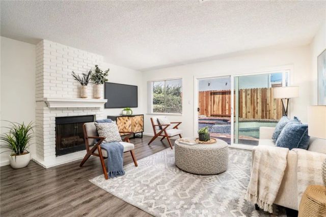 18092 Westlake Cir, Huntington Beach, CA 92648