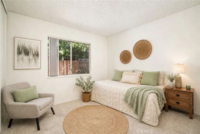 18092 Westlake Cir, Huntington Beach, CA 92648