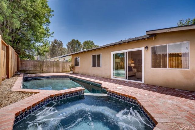 18092 Westlake Cir, Huntington Beach, CA 92648