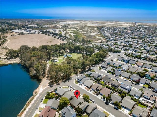 18092 Westlake Cir, Huntington Beach, CA 92648