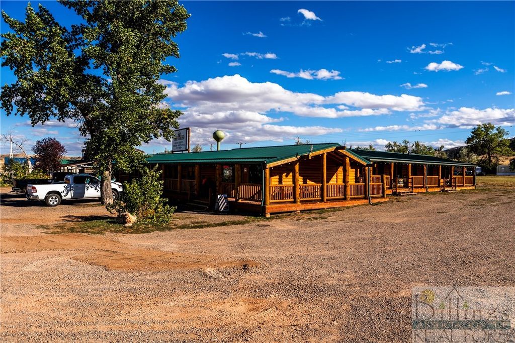 61 1st STREET E, Fort Smith, MT 59035 photo 3