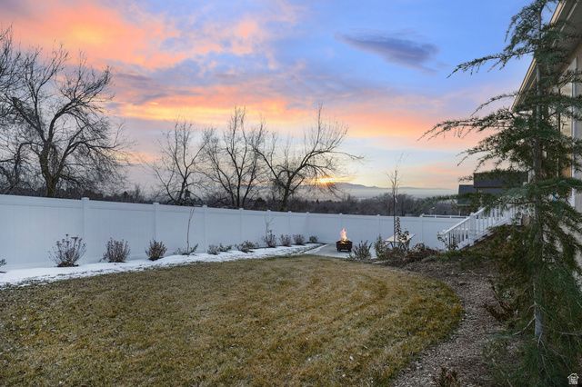 1390 E ORCHARD RIDGE LN, Kaysville, UT 84037