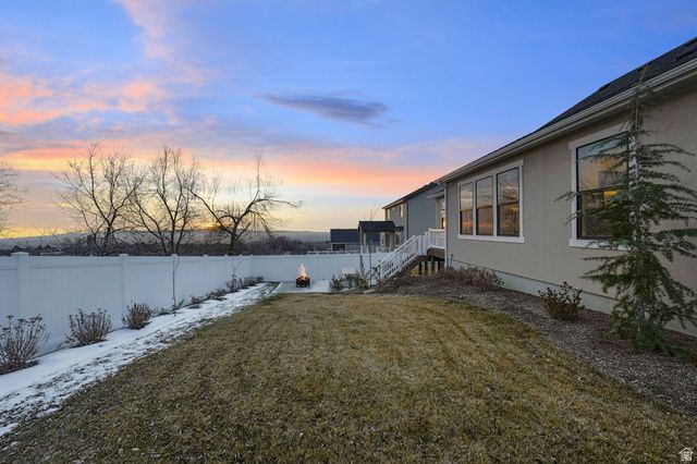 1390 E ORCHARD RIDGE LN, Kaysville, UT 84037