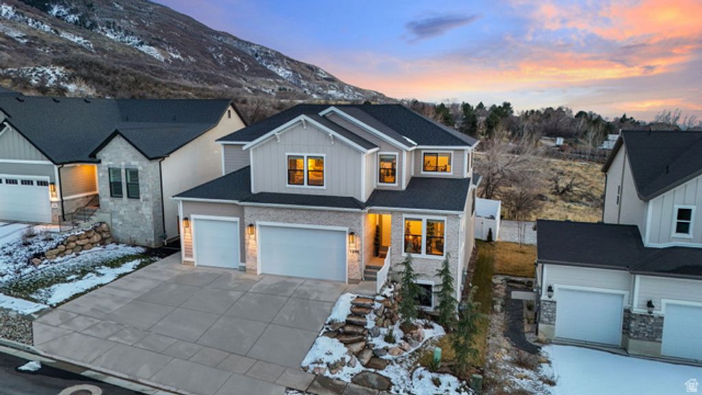 1390 E ORCHARD RIDGE LN, Kaysville, UT 84037