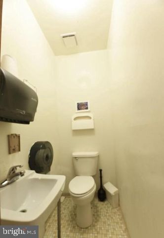 4121 MINNESOTA AVE NE, Washington, DC 20019