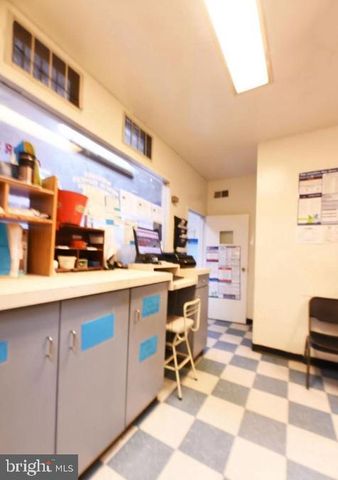 4121 MINNESOTA AVE NE, Washington, DC 20019