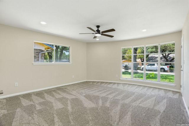 229 SHERRI DR, Universal City, TX 78148
