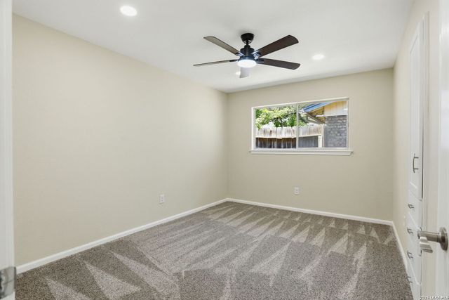 229 SHERRI DR, Universal City, TX 78148