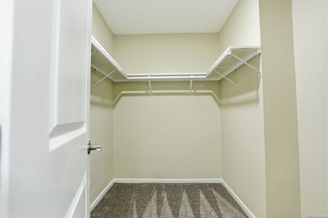229 SHERRI DR, Universal City, TX 78148