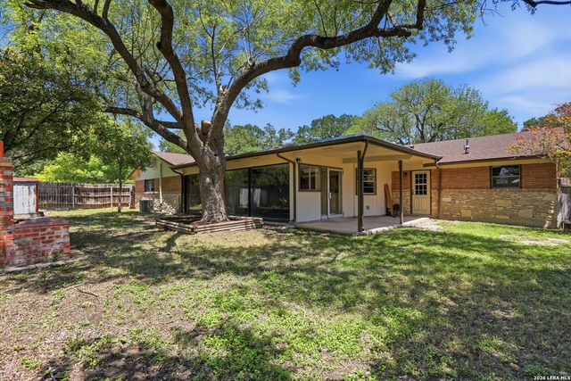 229 SHERRI DR, Universal City, TX 78148