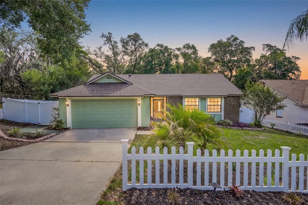 5933 GROVELINE DRIVE, Orlando, FL 32810