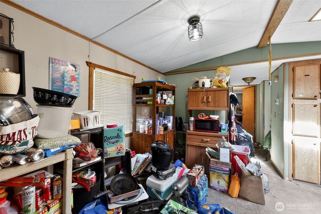 114 Enchanted Valley Drive, Vader, WA 98593