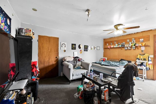 114 Enchanted Valley Drive, Vader, WA 98593