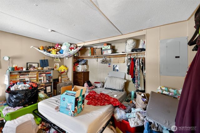 114 Enchanted Valley Drive, Vader, WA 98593