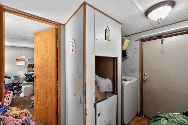 114 Enchanted Valley Drive, Vader, WA 98593