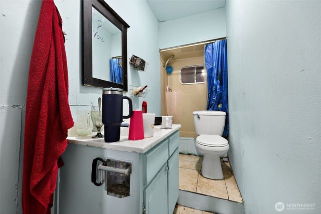 114 Enchanted Valley Drive, Vader, WA 98593