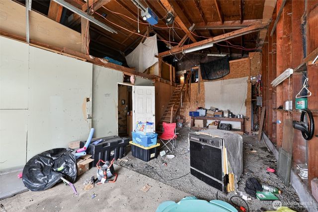 114 Enchanted Valley Drive, Vader, WA 98593