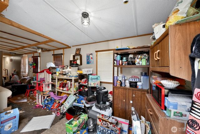 114 Enchanted Valley Drive, Vader, WA 98593