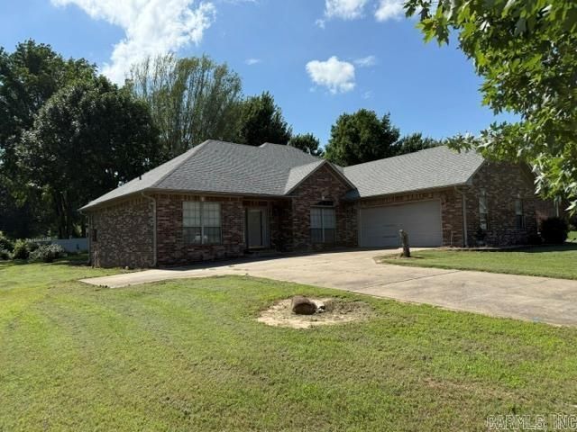 474 Channel Circle, Russellville, AR 72802