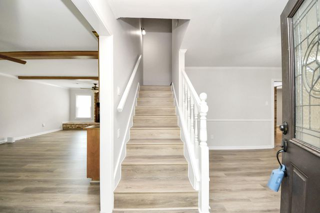 3923 Cypress Lake Drive, Spring, TX 77388