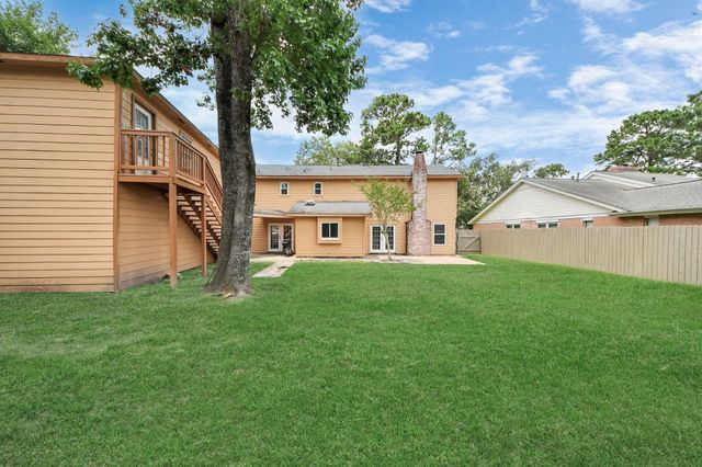 3923 Cypress Lake Drive, Spring, TX 77388