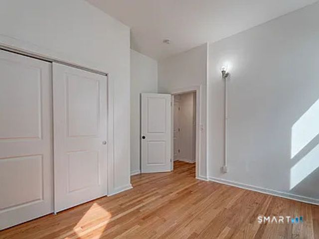 522 Elm Street 3, New Haven, CT 06511