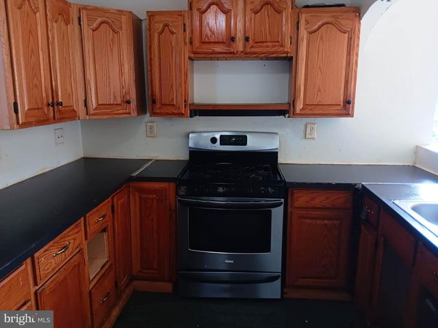 1911 RAY LEONARD ROAD, Landover, MD 20785